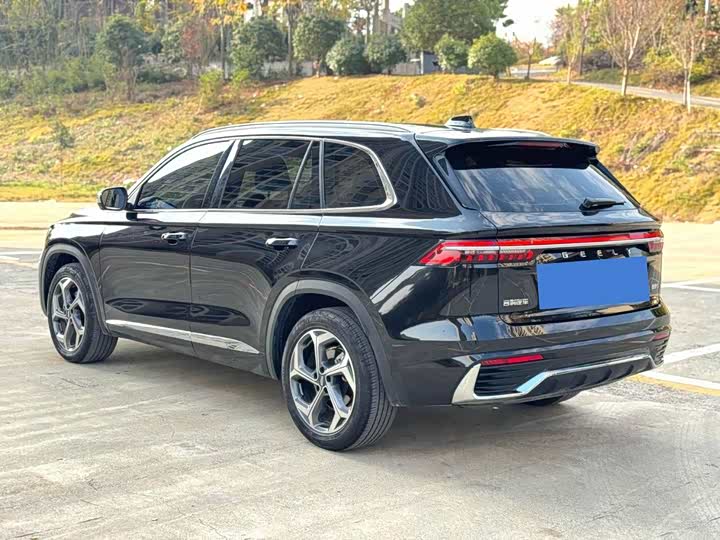 Фото 5 - Geely Monjaro