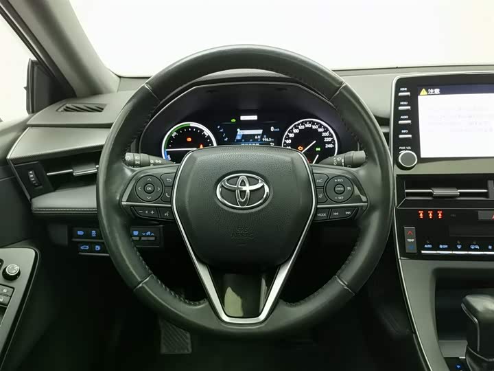 Фото 11 - Toyota Avalon