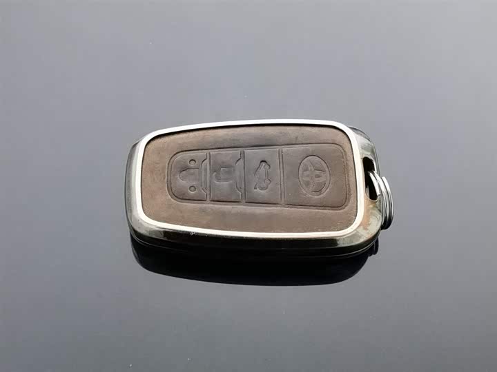 Фото 19 - Toyota Avalon