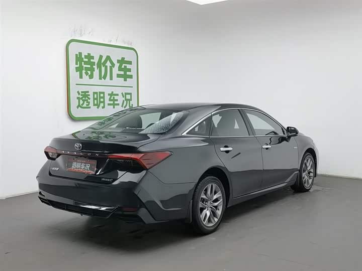 Фото 2 - Toyota Avalon