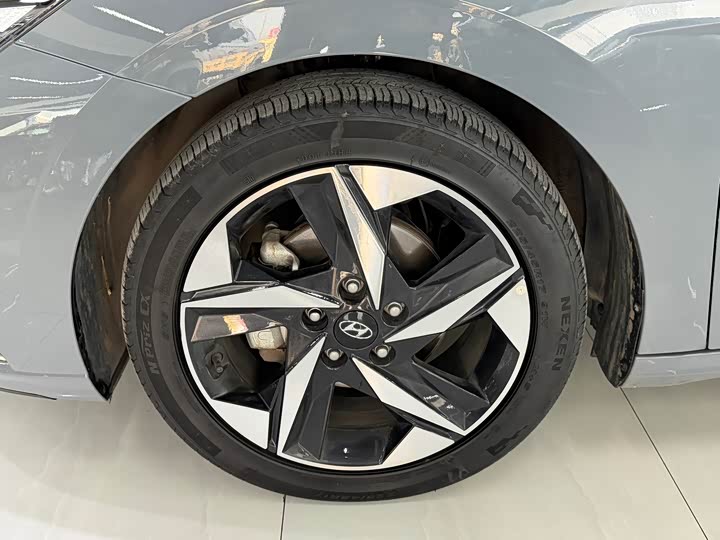 Фото 13 - Hyundai Elantra N line