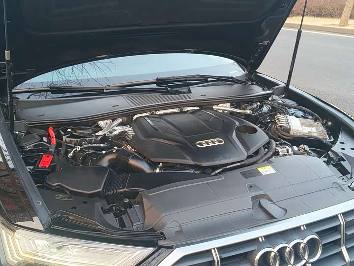 Фото 16 - Audi A6