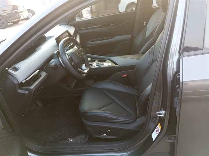 Фото 15 - Changan UNI-V