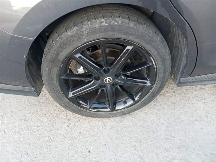 Фото 26 - Changan UNI-V