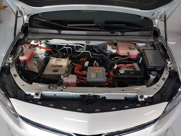 Фото 20 - Buick Velite 6