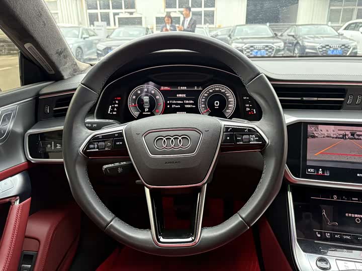 Фото 15 - Audi A7
