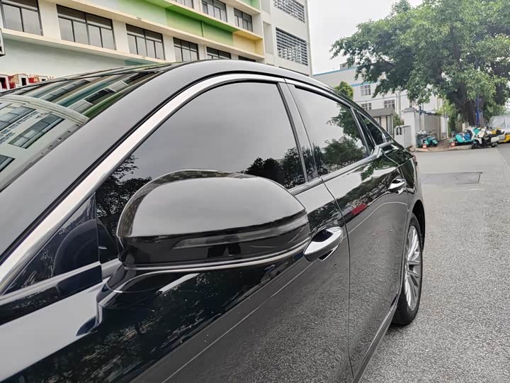 Фото 4 - Bestune B70