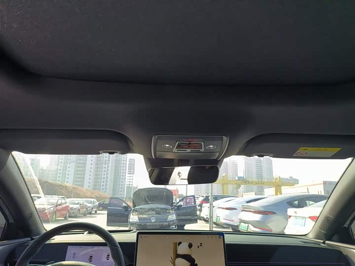 Фото 18 - BYD Qin L