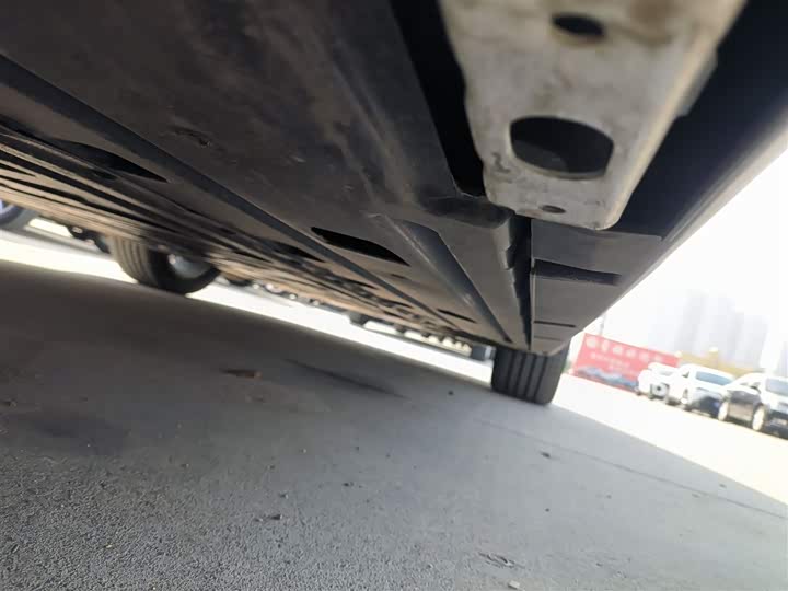 Фото 21 - BYD Qin L