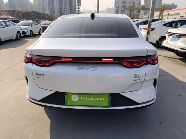 Фото 6 - BYD Qin L