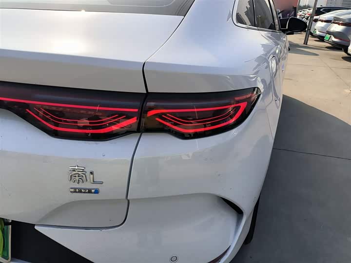 Фото 8 - BYD Qin L