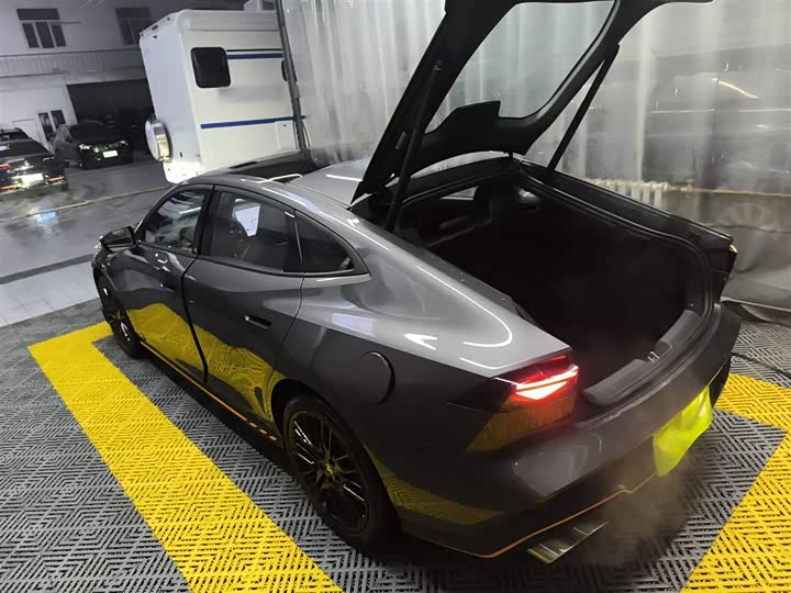 Фото 5 - Changan UNI-V