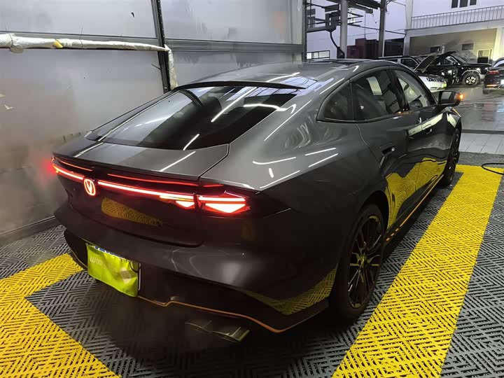 Фото 7 - Changan UNI-V