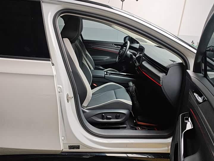 Фото 25 - Volkswagen ID.7 Vizzion