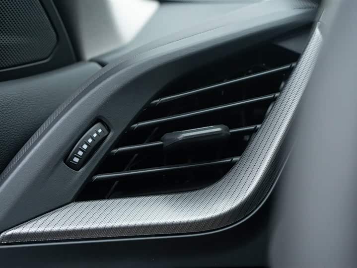 Фото 19 - BMW 2 Series