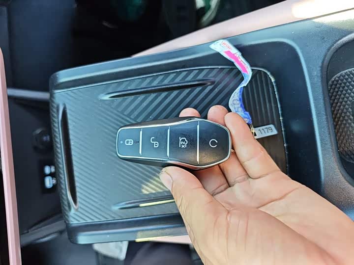 Фото 9 - BYD Seagull