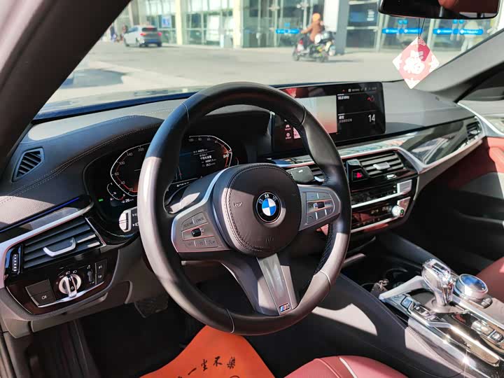 Фото 5 - BMW 5 Series