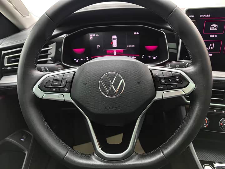 Фото 20 - Volkswagen Sagitar L