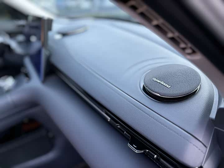 Фото 16 - Geely Galaxy E5