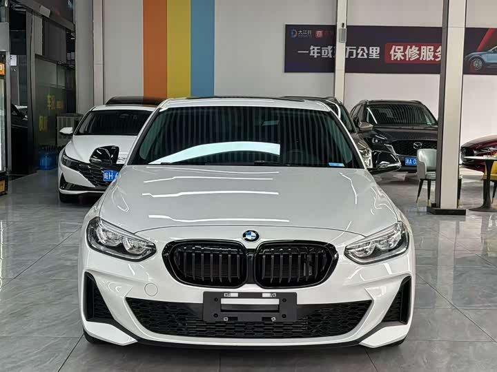 Фото 3 - BMW 1 Series