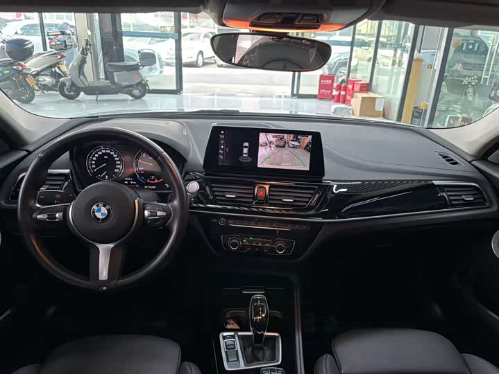 Фото 6 - BMW 1 Series
