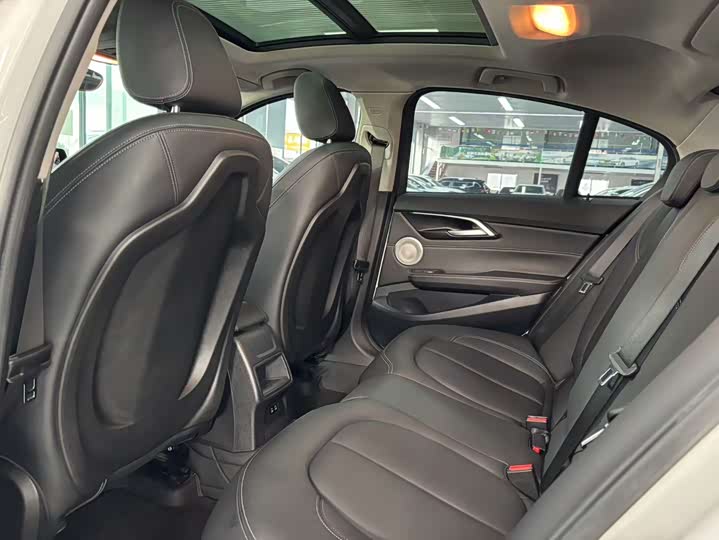 Фото 7 - BMW 1 Series