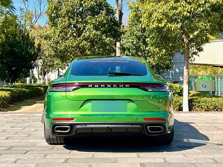 Фото 5 - Porsche Panamera