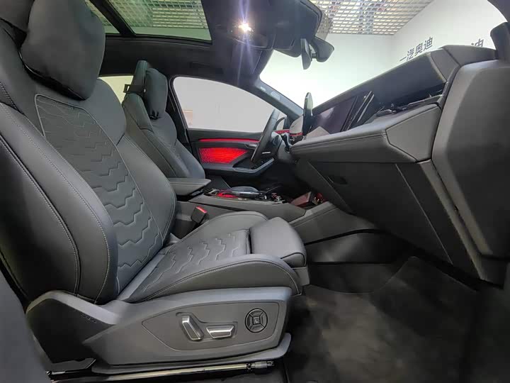 Фото 19 - Audi Q6L e-tron Sportback