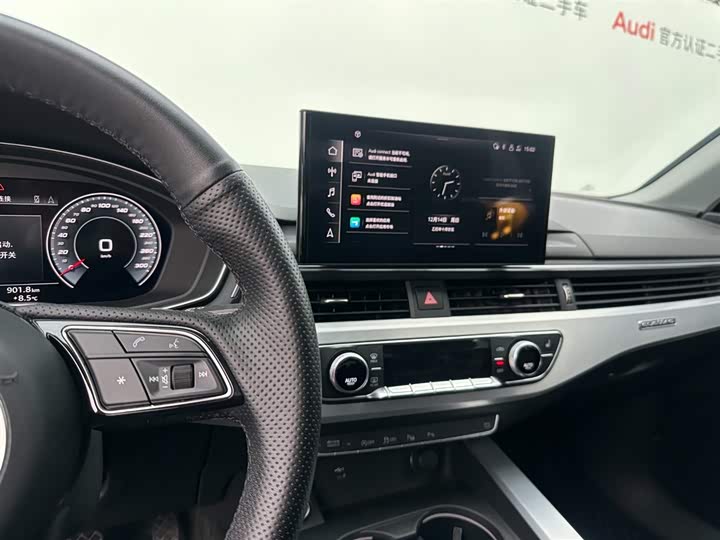 Фото 16 - Audi A4L