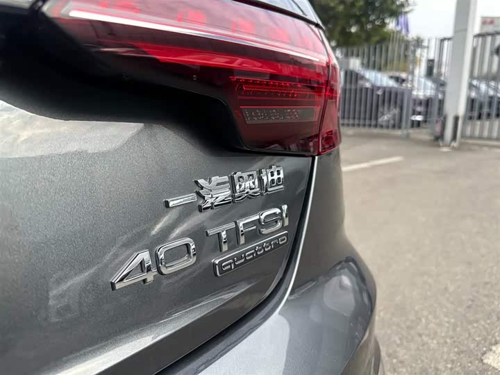 Фото 7 - Audi A4L