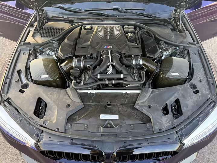 Фото 10 - BMW M5