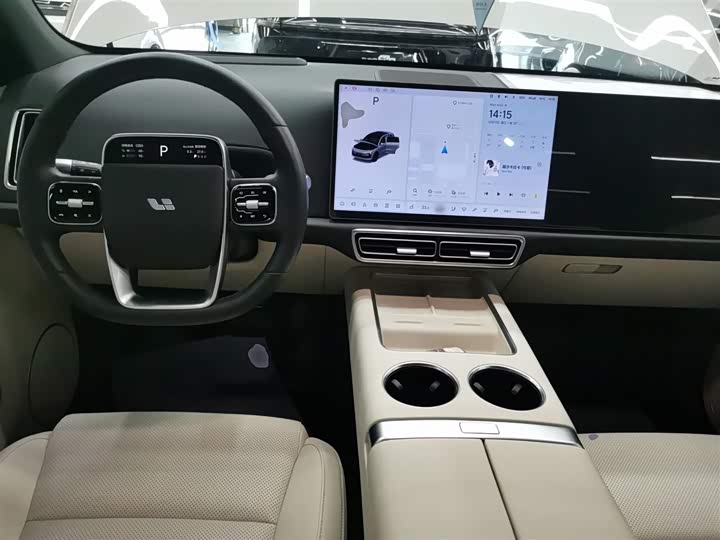 Фото 10 - LiXiang L6