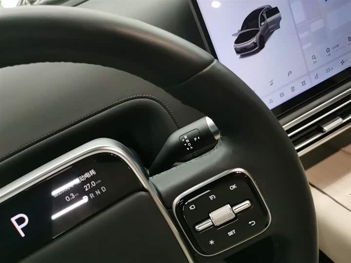 Фото 14 - LiXiang L6