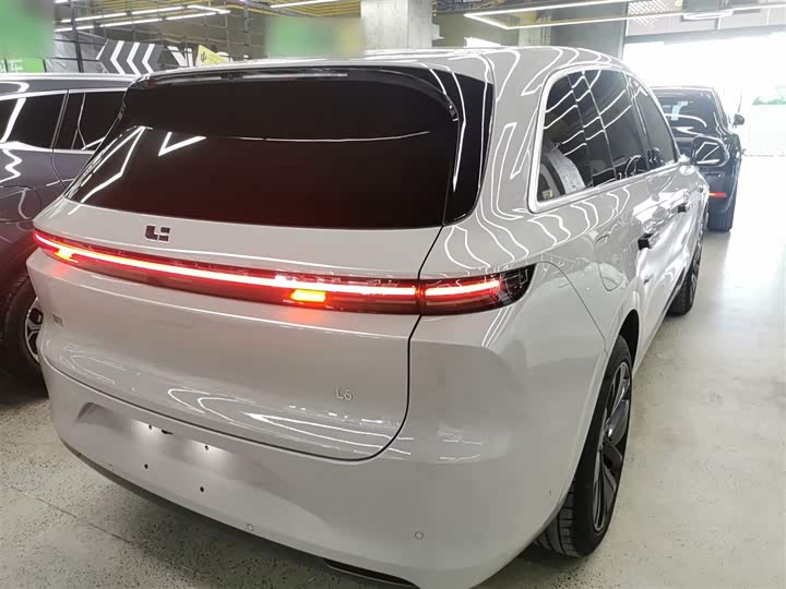 Фото 7 - LiXiang L6