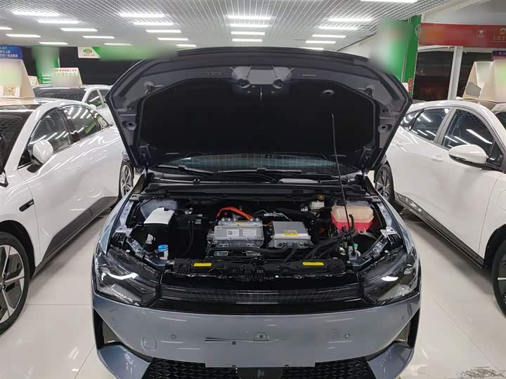 Фото 20 - XPeng P5