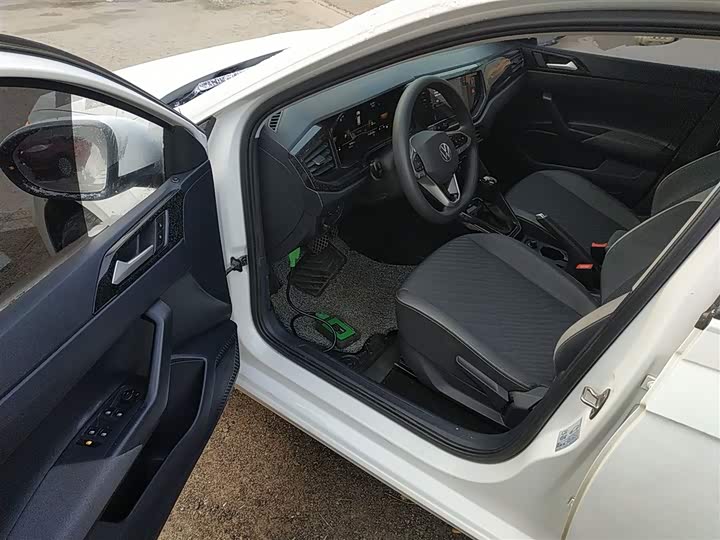 Фото 16 - Volkswagen Lavida