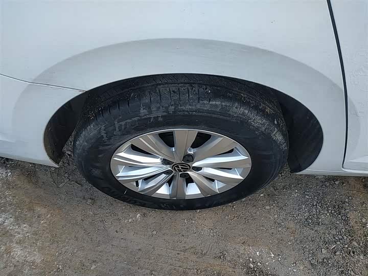 Фото 26 - Volkswagen Lavida