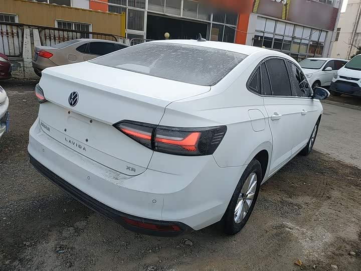 Фото 7 - Volkswagen Lavida