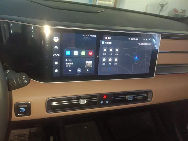 Фото 13 - Geely Icon