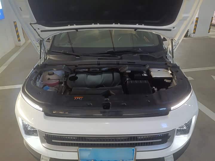 Фото 20 - Geely Icon