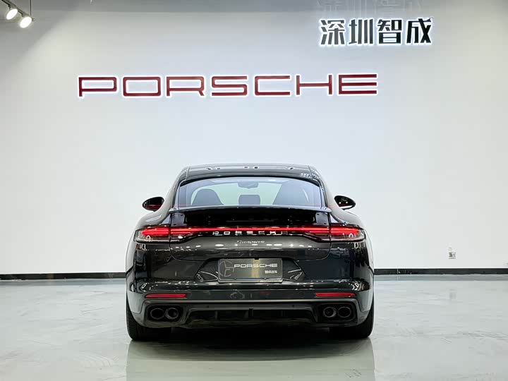 Фото 5 - Porsche Panamera