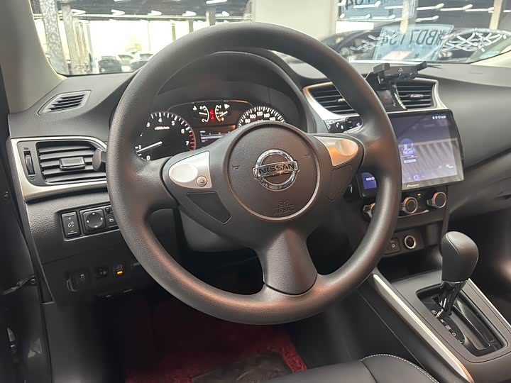 Фото 8 - Nissan Sylphy