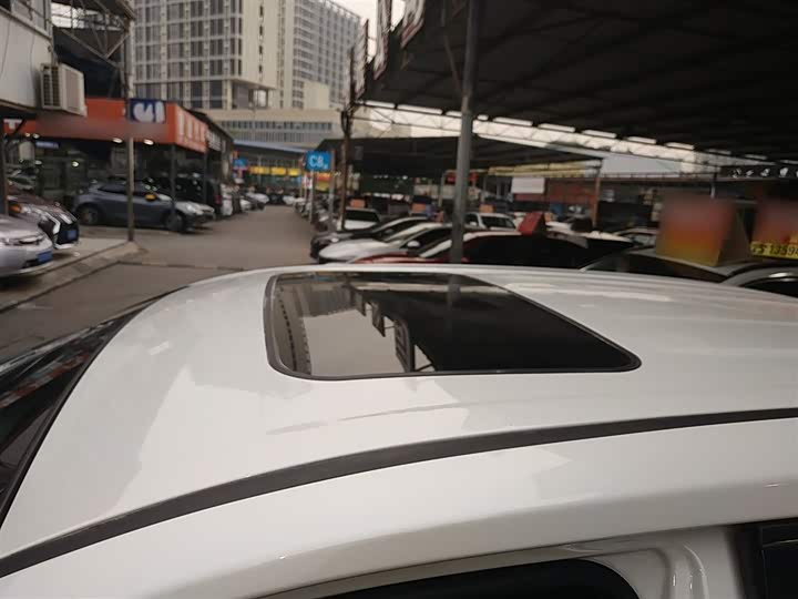 Фото 27 - Toyota RAV4