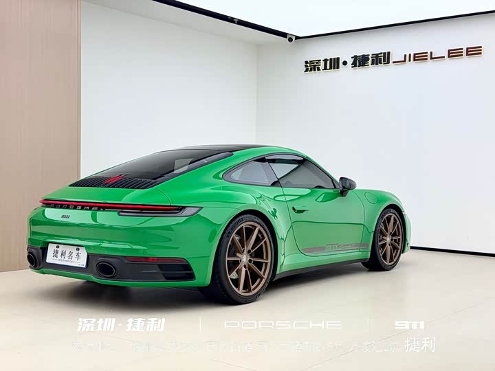 Фото 4 - Porsche 911