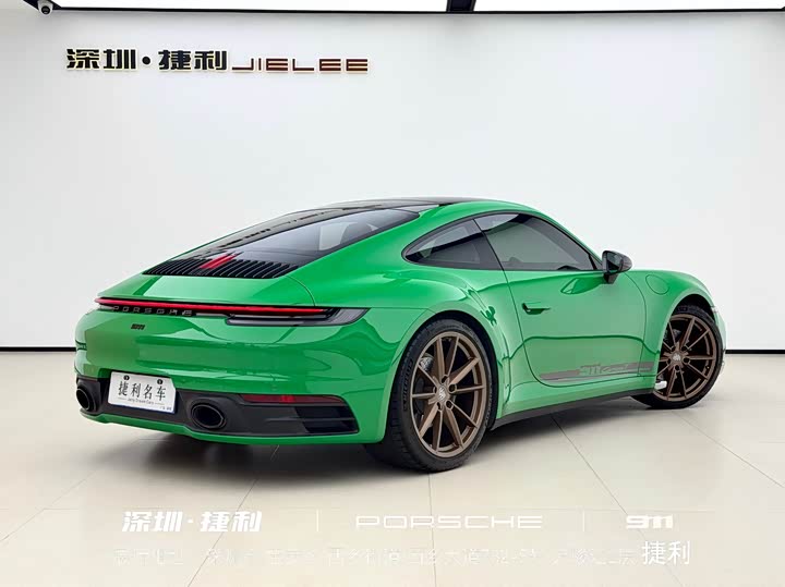 Фото 6 - Porsche 911