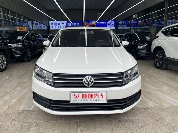 Фото 2 - Volkswagen Santana