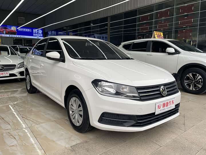 Фото 3 - Volkswagen Santana