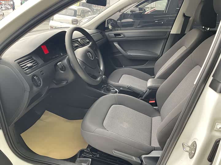 Фото 4 - Volkswagen Santana