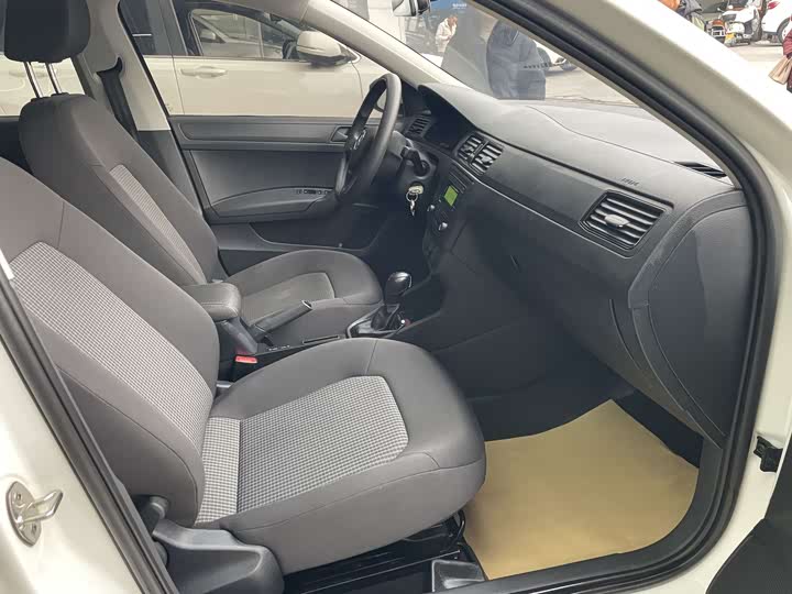 Фото 6 - Volkswagen Santana