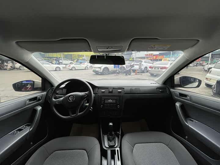 Фото 8 - Volkswagen Santana